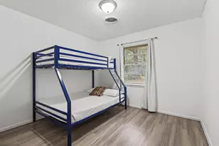 701 W Star St, Denison, TX 75020 - Photo 24