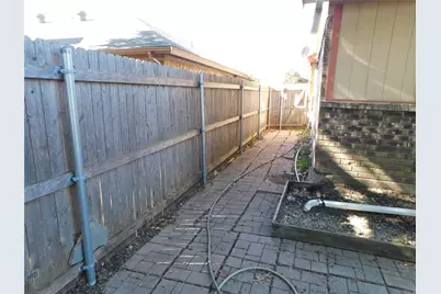 8232 Meadowbrook Drive, Watauga, TX 76148 - Photo 34