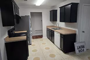 1334 Falcon Dr, Dallas, TX 75051 - Photo 2