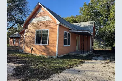 309 Elmo Street, Cleburne, TX 76031 - Photo 2