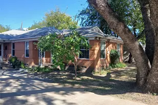 3015 Avon St, Dallas, TX 75211 - Photo 1