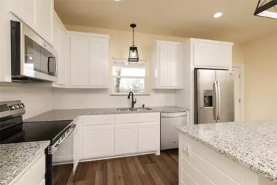 180 Cimmarron Trail, Runaway Bay, TX 76426 - Photo 10