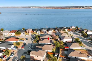 1938 Castaway Dr, Dallas, TX 75051 - Photo 24