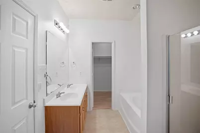 1938 Castaway Drive, Dallas, TX 75051 - Photo 14