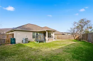 1938 Castaway Dr, Dallas, TX 75051 - Photo 20