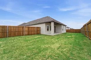 253 Charismatic Rd, Waxahachie, TX 75165 - Photo 4