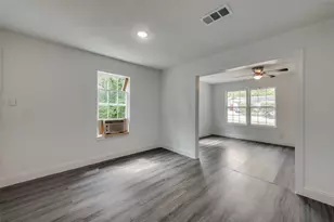 3712 Knox St, Fort Worth, TX 76119 - Photo 10