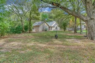 3900 Fox Ridge Rd, Lorena, TX 76655 - Photo 34