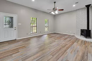 3900 Fox Ridge Rd, Lorena, TX 76655 - Photo 4