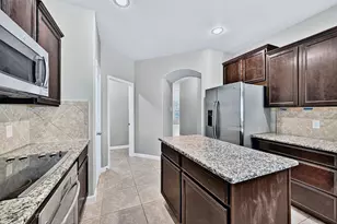 405 Roger Graves Cir, McKinney, TX 75072 - Photo 12