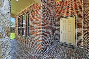 405 Roger Graves Cir, McKinney, TX 75072 - Photo 4