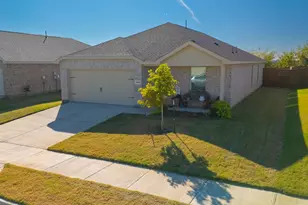 14128 Golden Brg Dr, Pilot Point, TX 76258 - Photo 2
