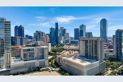 2408 Victory Park Lane #832, Dallas, TX 75219 - Photo 2