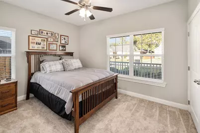 111 Bexar Street, Mabank, TX 75147 - Photo 18