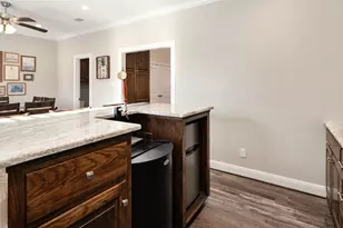 111 Bexar St, Mabank, TX 75147 - Photo 12