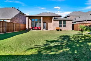 545 Willowmore Dr, Little Elm, TX 75068 - Photo 16