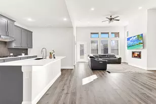 545 Willowmore Dr, Little Elm, TX 75068 - Photo 6