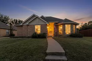 8713 Pheasant Run Dr, Rowlett, TX 75089 - Photo 2