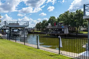 250 E St Andrews Dr, Mabank, TX 75156 - Photo 28