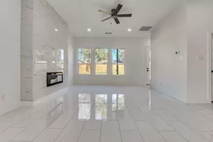 2827 Grafton Ave, Dallas, TX 75211 - Photo 10