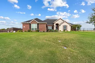 1095 Emilia Dr, Farmersville, TX 75442 - Photo 1