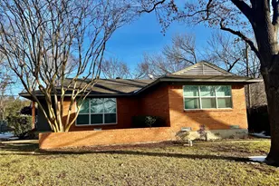 888 Berkinshire Dr, Dallas, TX 75218 - Photo 1