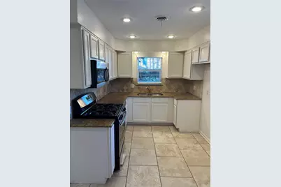 888 Berkinshire Drive, Dallas, TX 75218 - Photo 6