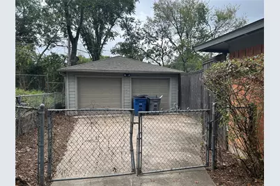 888 Berkinshire Drive, Dallas, TX 75218 - Photo 14