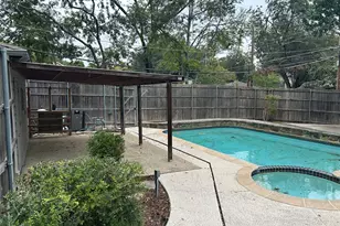 888 Berkinshire Dr, Dallas, TX 75218 - Photo 12