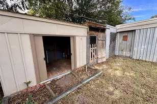 1000 W Custer St, Seymour, TX 76380 - Photo 20