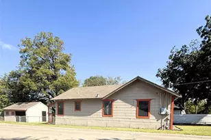 1444 W 6th Ave, Corsicana, TX 75110 - Photo 4