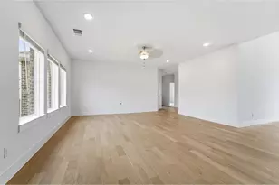 225 Charismatic Rd, Waxahachie, TX 75165 - Photo 12