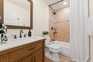 166 Norwood Dr, Woodway, TX 76712 - Photo 16