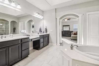 2654 Sherwood Drive, Lewisville, TX 75067 - Photo 20