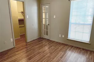 725 Kingston Dr, Grand Prairie, TX 75051 - Photo 24