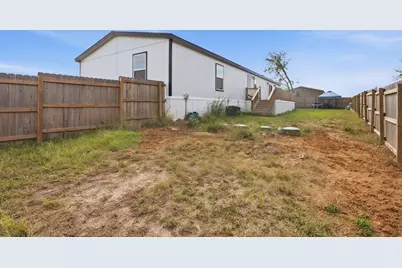 308 Largo Street, Bonham, TX 75418 - Photo 22
