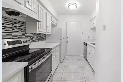 334 Valley Park Drive, Garland, TX 75043 - Photo 2