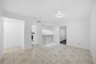 334 Valley Park Dr, Garland, TX 75043 - Photo 10