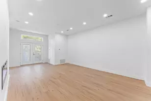 2511 Crossman Ave, Dallas, TX 75212 - Photo 12