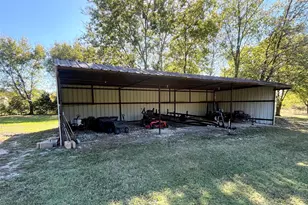 949 Little Oaks Dr, East Tawakoni, TX 75472 - Photo 8