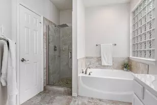 521 Austin Oaks Dr, Grapevine, TX 76051 - Photo 28