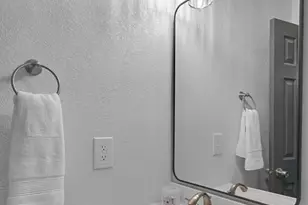 5011 Beverly Dr, Beverly Hills, TX 76711 - Photo 18