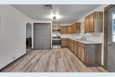 5011 Beverly Drive, Beverly Hills, TX 76711 - Photo 10