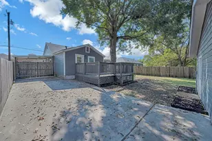 5011 Beverly Dr, Beverly Hills, TX 76711 - Photo 28