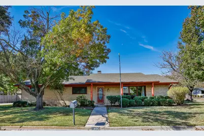 417 Willow Way, Gainesville, TX 76240 - Photo 12