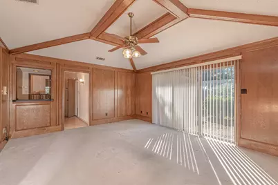 9064 Maple Glen Drive, Dallas, TX 75231 - Photo 10