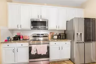 810 St Andrews Ct, Garland, TX 75043 - Photo 8