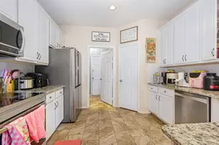 810 St Andrews Ct, Garland, TX 75043 - Photo 10