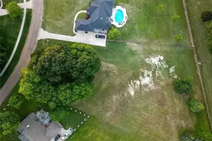 107 Cape Shore Dr, Mabank, TX 75143 - Photo 1