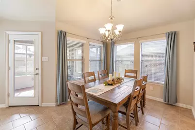 3940 Hollow Lake Road, Fort Worth, TX 76262 - Photo 8